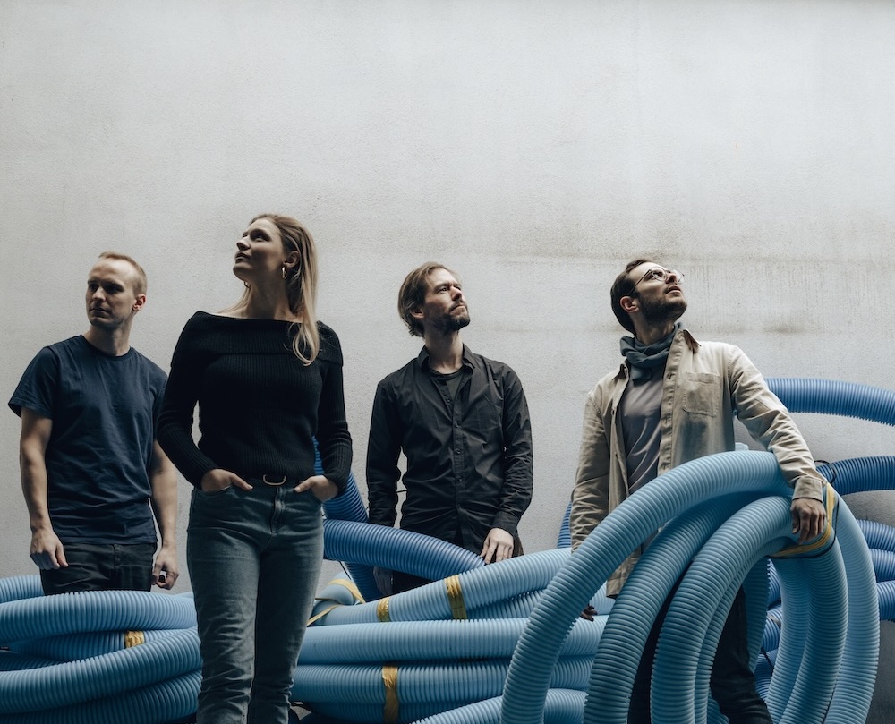 Itakiry - Chiara Schönfeld (voice, lyrics & composition) // Mischa Maurer (piano) // Rafael Jerjen (upright bass) // Maris Egli (drums & percussion) - Fotografie: Regina Jäger